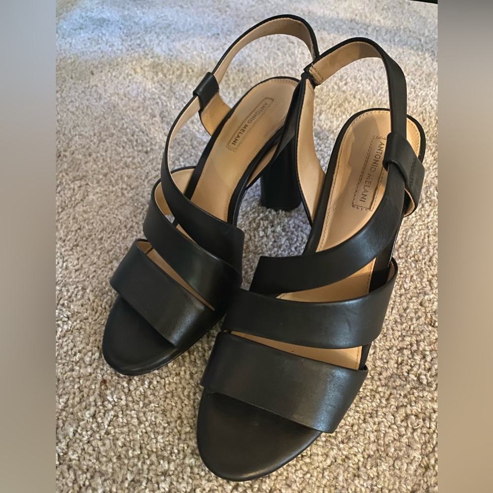 Size 10 Antonio Melani Sandals